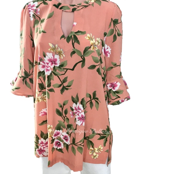 Floral Print Top w/Keyhole Cutout and Bell Sleeves - Picture 2 of 10